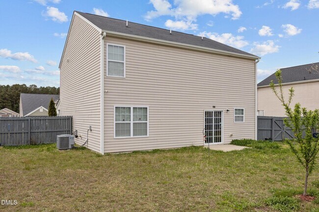 Building Photo - 239 Battery Way