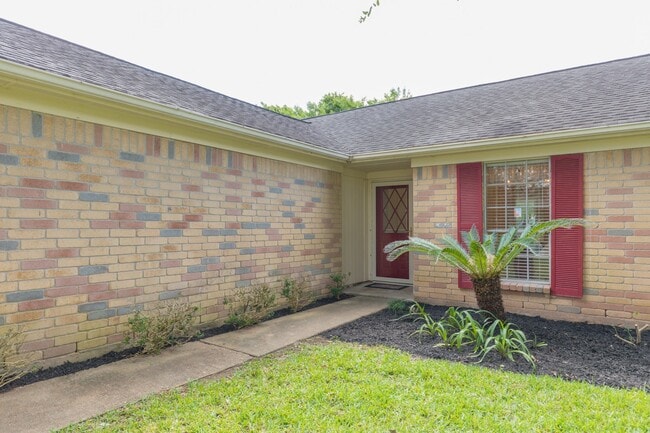Building Photo - 4106 Kitchen Hill Ln