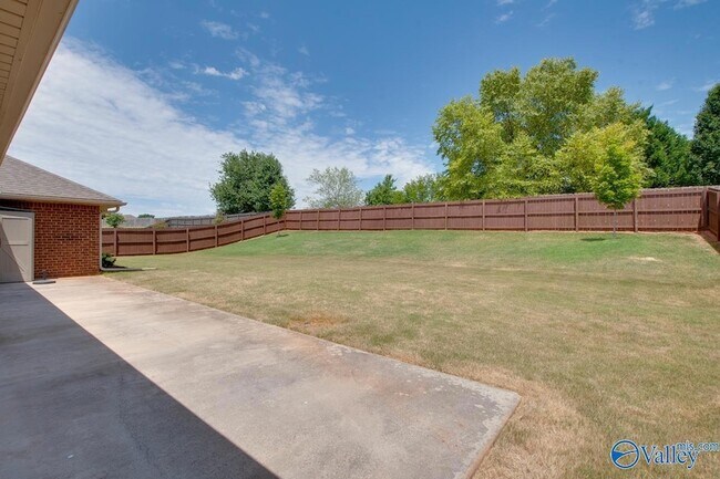 Building Photo - 512 Summer Cove Cir NW