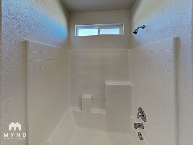 Building Photo - 2367 Hancock Dr