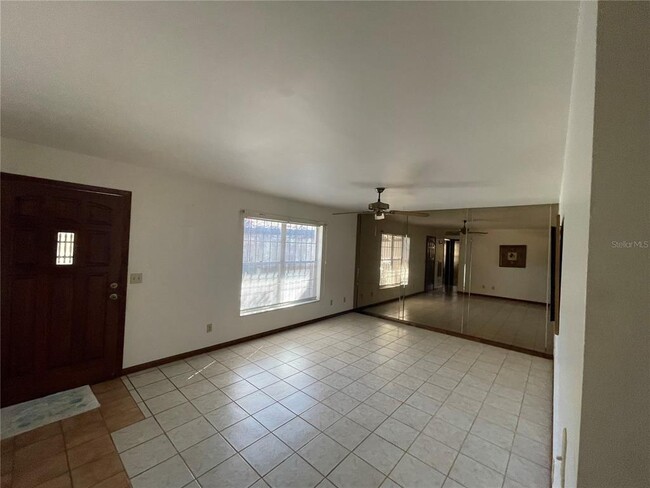 Building Photo - 1612 S High St