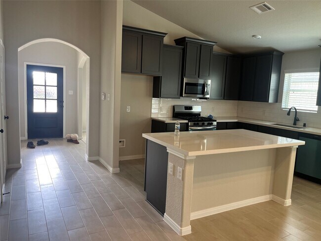 Building Photo - 250 Eagleville Dr