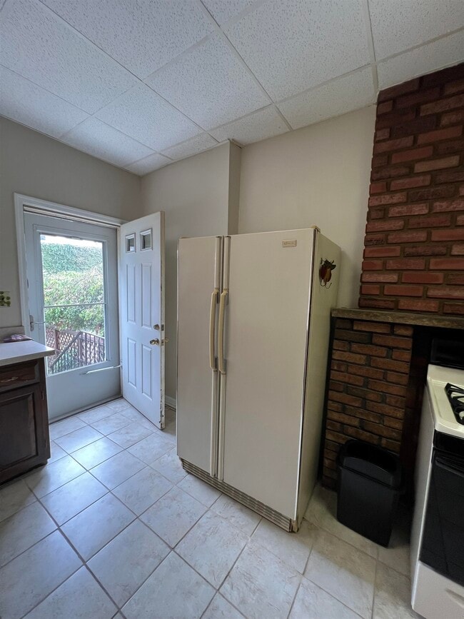 Building Photo - 19 Glenwood Ave