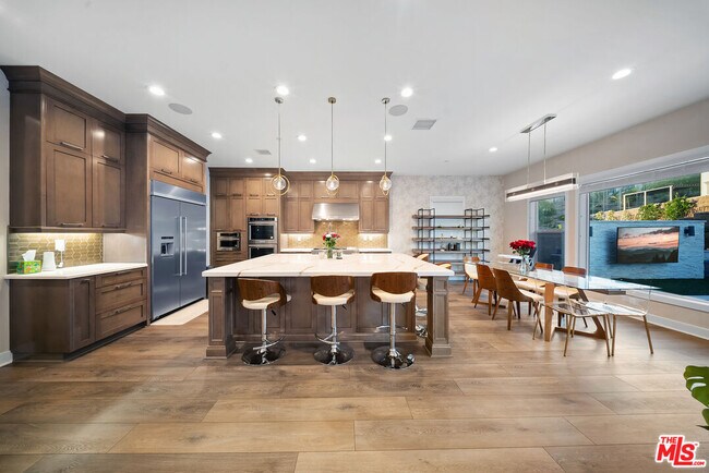 Building Photo - 20643 Wood Rose Ct