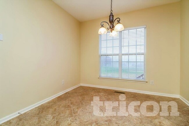 Building Photo - 100 Havenwood Ct