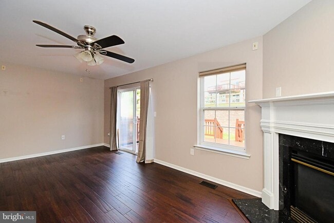 Building Photo - 1055 Balley Dr
