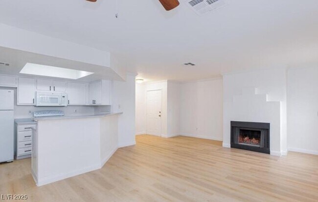 Building Photo - 8600 W Charleston Blvd