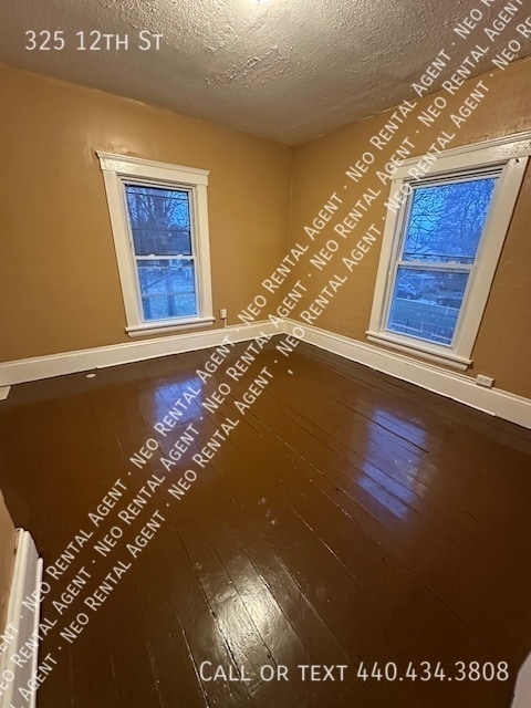 Building Photo - 325 12th St