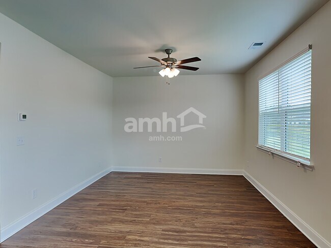 Building Photo - 6194 Bridlewood Ln