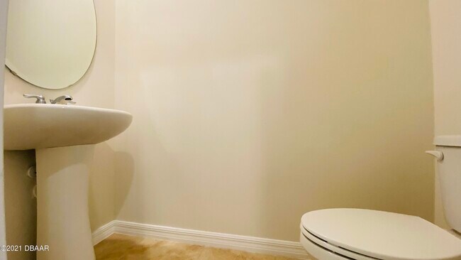 Building Photo - 8 Bella Oaks Dr