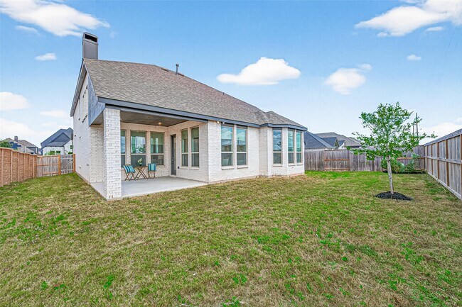 Building Photo - 7427 Compass Dr