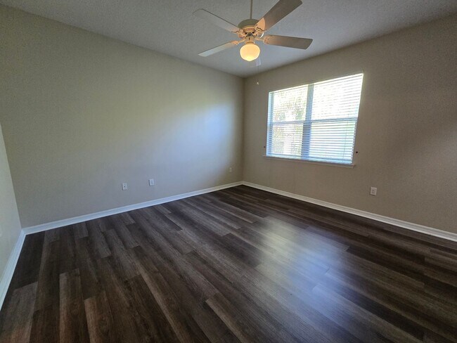 Building Photo - 5490 Soapstone Pl