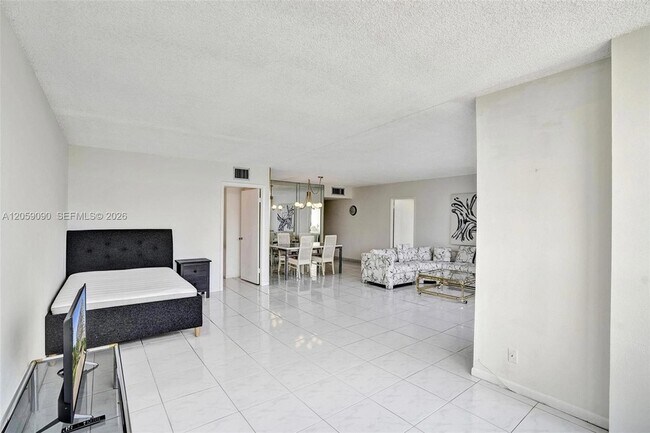 Building Photo - 500 Three Islands Boulevard
