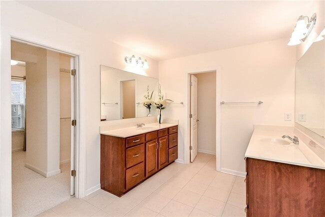 Building Photo - 3113 Normandy Ridge NW