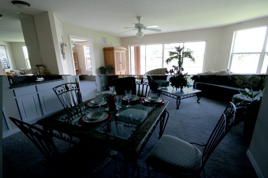 Building Photo - 2623 Emerald Lake Ct