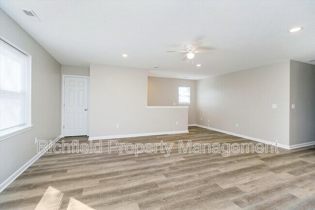 Building Photo - 1729 Thaddeus St