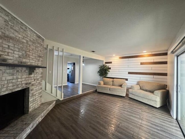 Building Photo - 29 Fair Oaks Cir