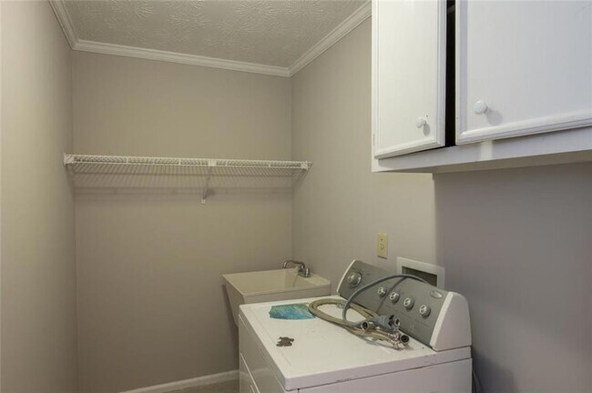 Building Photo - 3690 Aubusson Trce