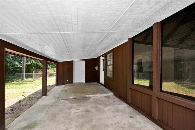 Building Photo - 441 Co Rd 539