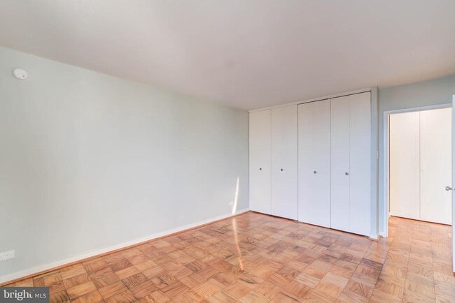 Building Photo - 490 M St SW