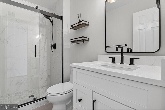 Building Photo - 7753 Inversham Dr