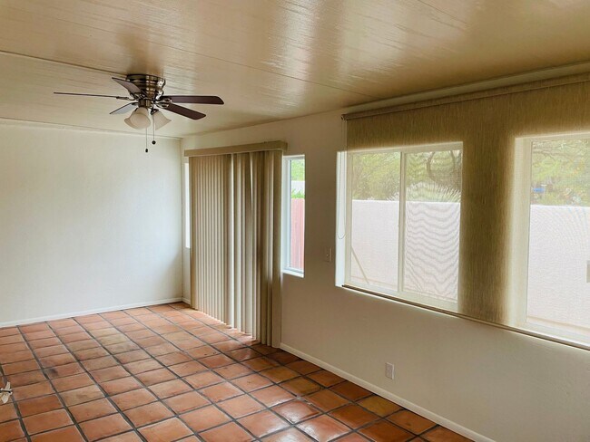 Building Photo - Cornville Property, Amante Verde Santa Fe