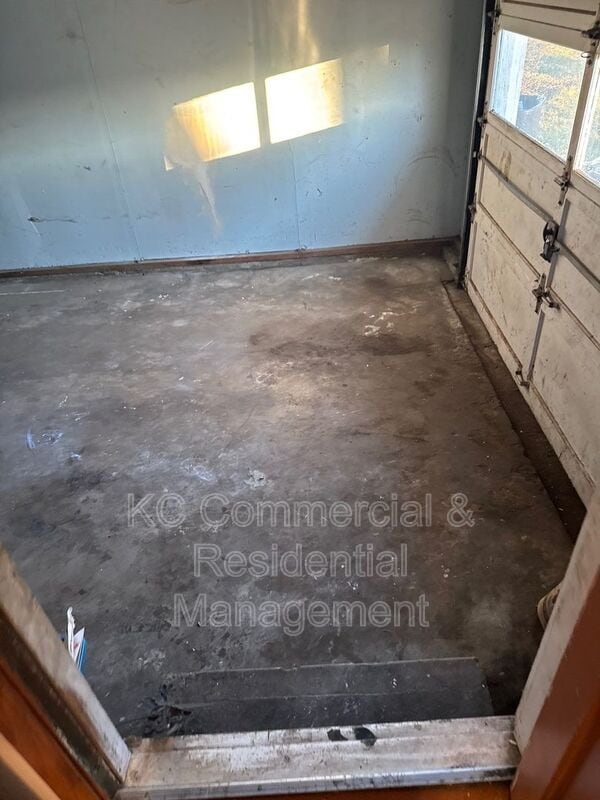 Building Photo - 11508 E 51 St S