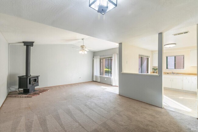 Building Photo - 2728 Almondwood Way