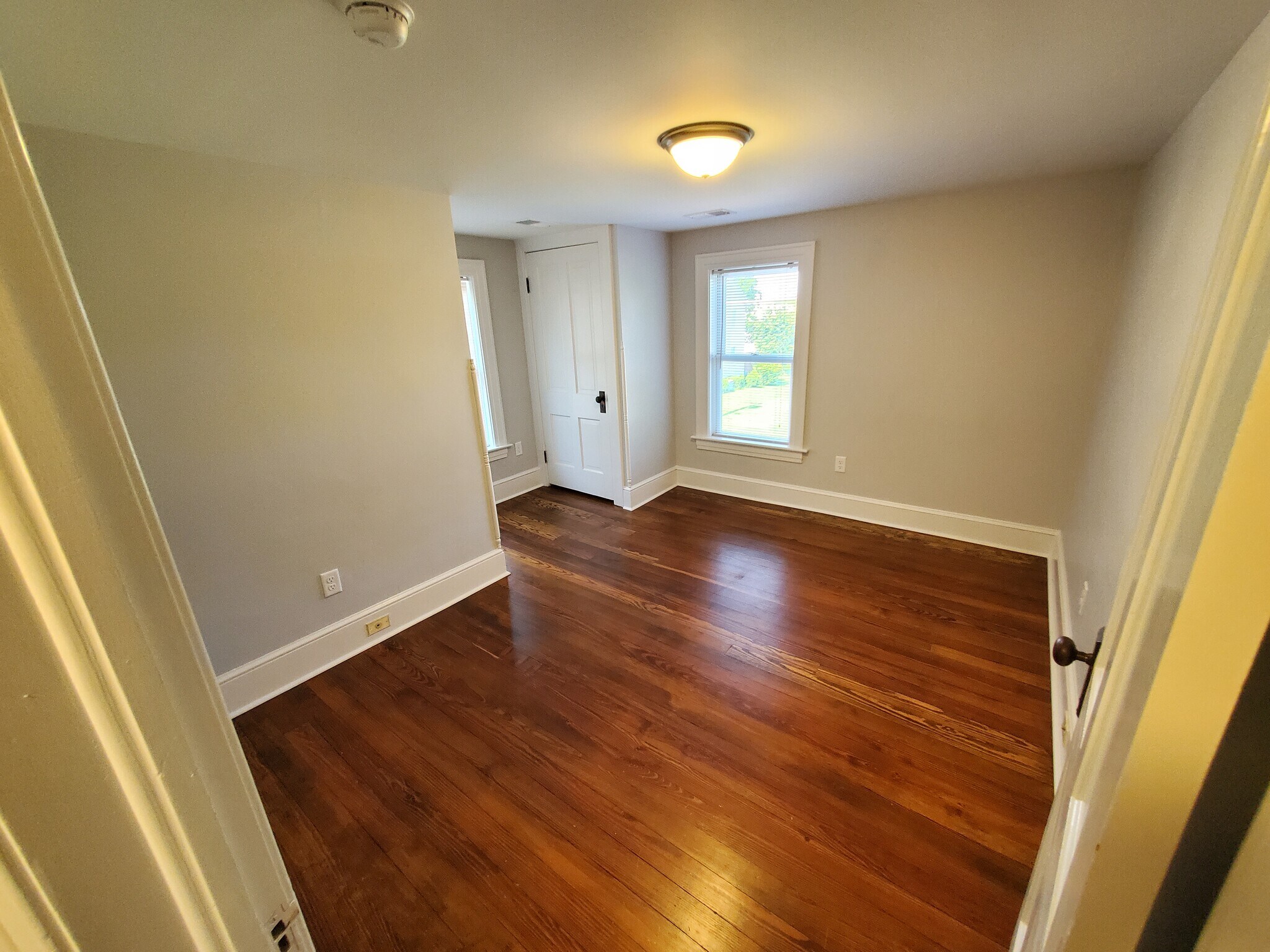 Building Photo - 13813 Village Mill Dr