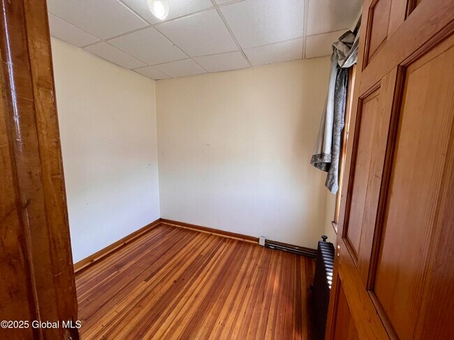 Building Photo - 71 Watervliet Ave