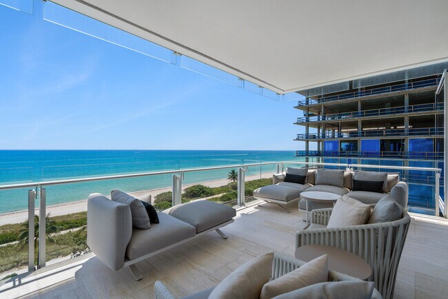 Building Photo - 9001 Collins Ave