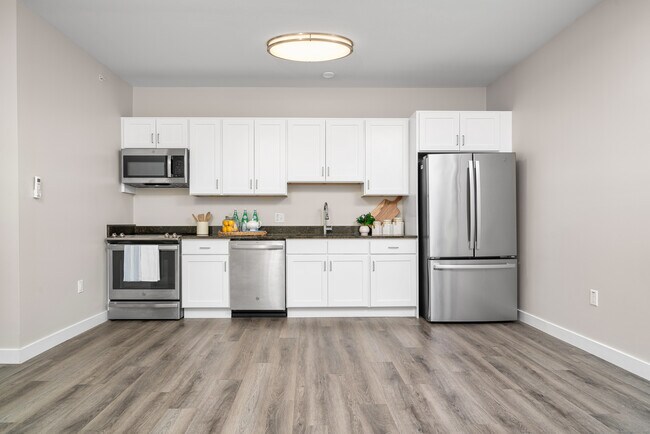 Building Photo - 401 Albany Turnpike