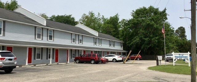 Building Photo - 321 Trammell St