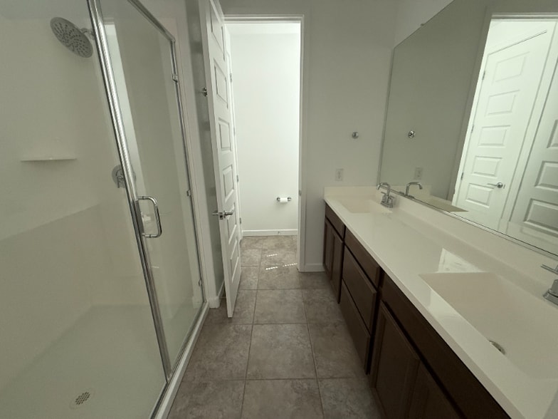 Building Photo - 8344 N 170th Ln