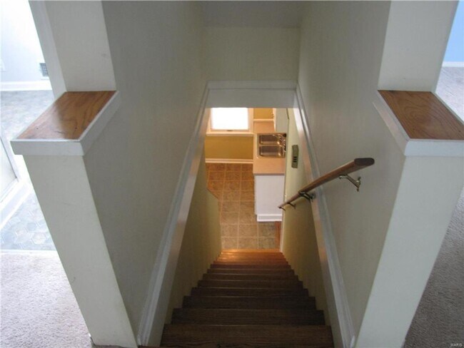Building Photo - 1313 Claytonia Terrace