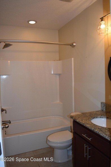 Building Photo - 518 Dillard Dr SE