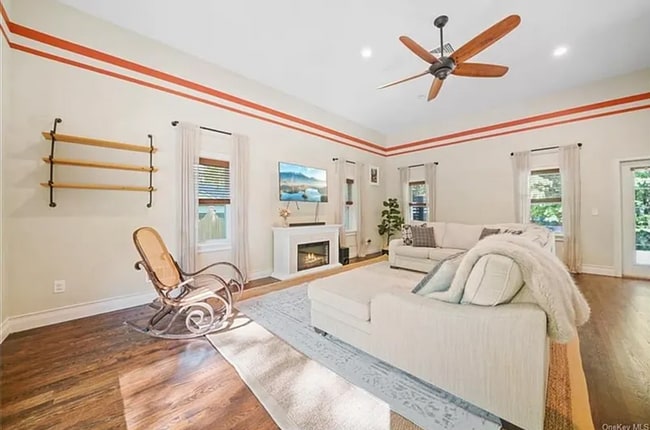 Building Photo - For Rent in Beacon, NY – Spacious 3BR/2BA ...