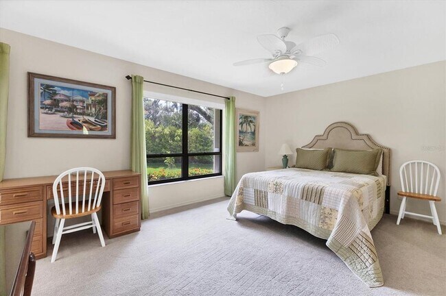 Building Photo - 3946 Wilshire Cir E