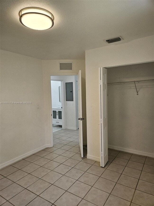 Building Photo - 20137 SW 88th Ct