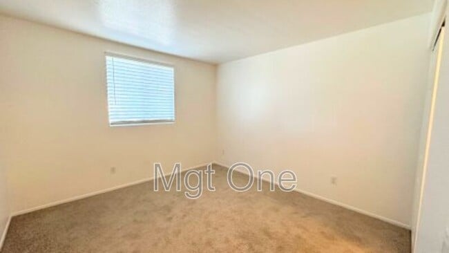 Building Photo - 20823 Westbury Rd