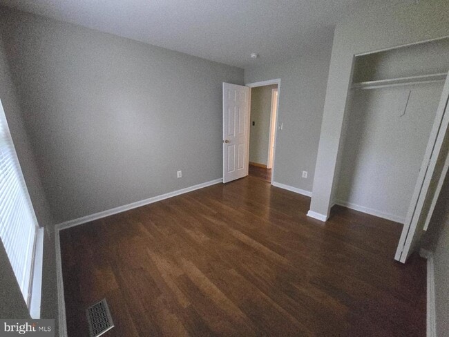 Building Photo - 20 Bonnie Lee Ct