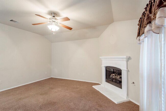 Building Photo - 1113 Chambers Ln