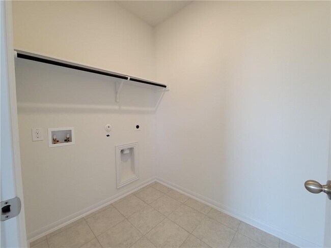 Building Photo - 244 Crystal Brook Dr