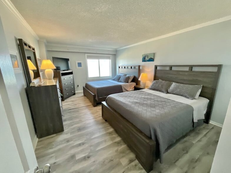 Building Photo - 303 Atlantic Ave