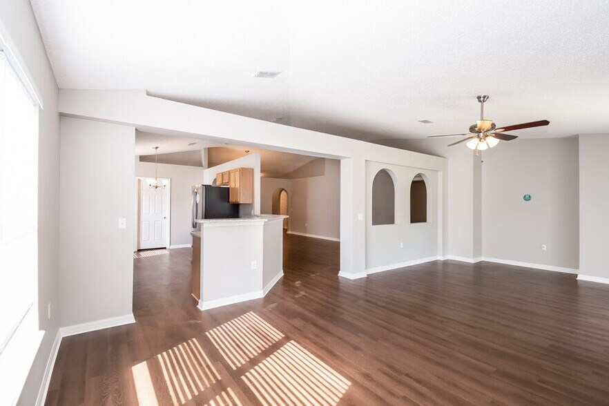 Building Photo - 3610 Braeden Ct
