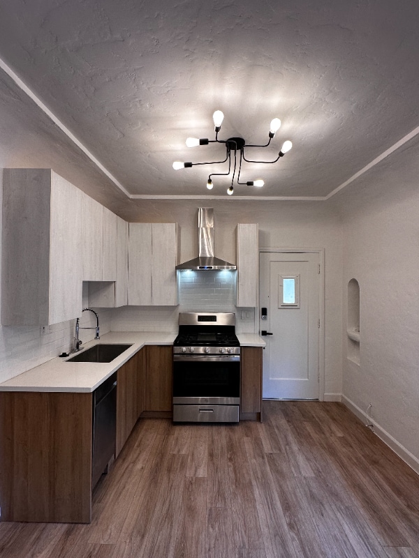 Building Photo - 1871 Pacific Ave