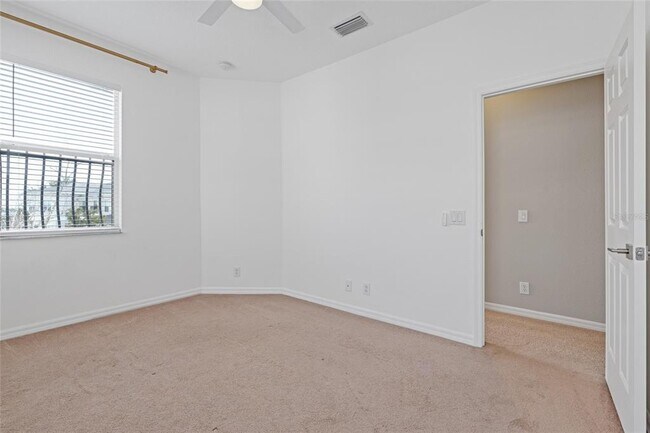 Building Photo - 1129 Venetian Harbor Dr NE