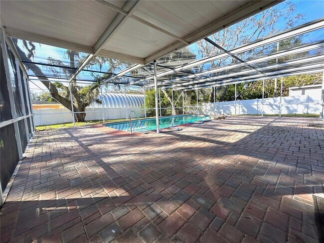 Building Photo - 6119 Sheelin Dr