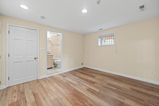 Building Photo - 1312 Euclid St NW