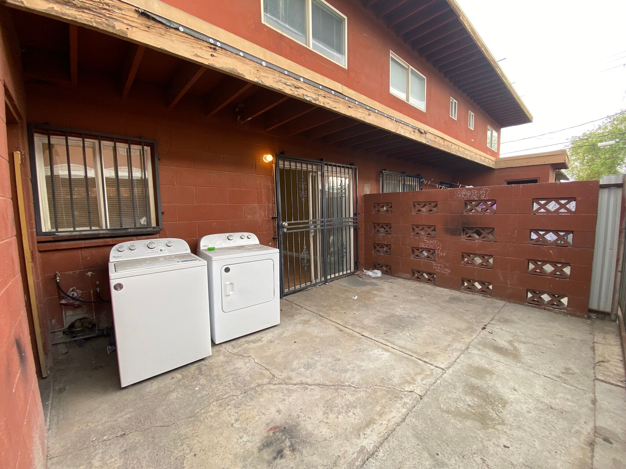 Building Photo - 2812 Marlin Ave